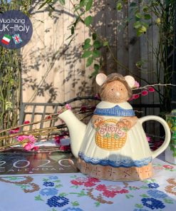 Ấm cô nàng chuột sưu tầm