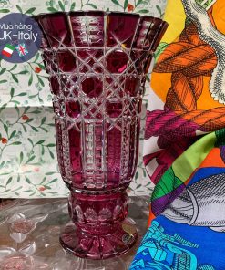 Lọ pha lê xưa Bohemia màu đỏ việt quất cao 35cm đường kính 17cm