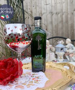 Ly gin UK hình trái tim dành cho cặp đôi