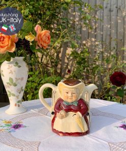 Ấm gốm Anh 2 mặt đàn ông đàn bà Tony Wood