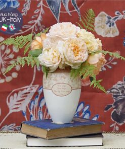 Lọ gốm thần vệ nữ với chữ ghi tình yêu