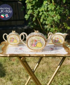 Bộ ấm Sadler cảnh cô gái chàng trai vui vẻ