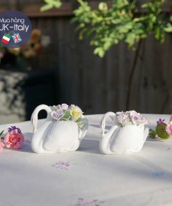 Cặp thiên nga sứ Royal Doulton