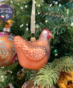 Treo gà mái hoa mơ