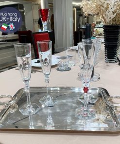 Ly pha lê vang nổ Baccarat