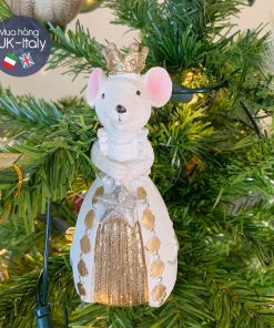 Nàng chuột trắng cầm sao lấp lánh